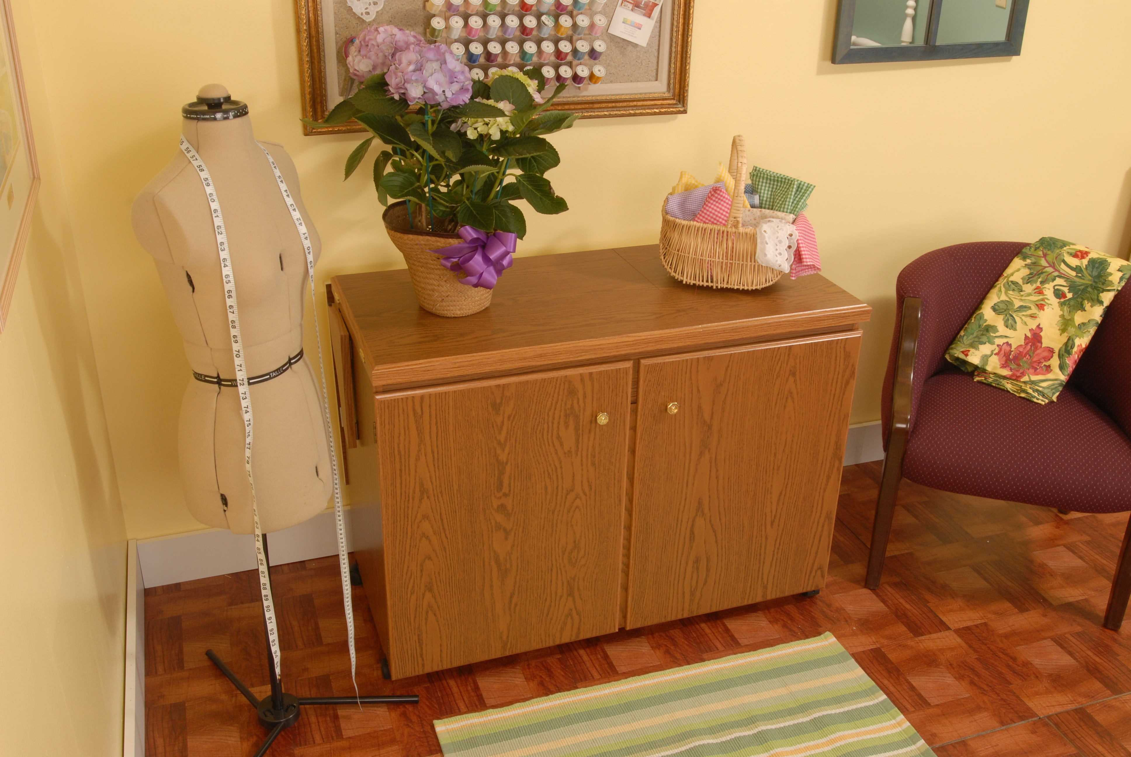 Arrow Bertha Sewing Cabinet And Table With Machine Lift 3