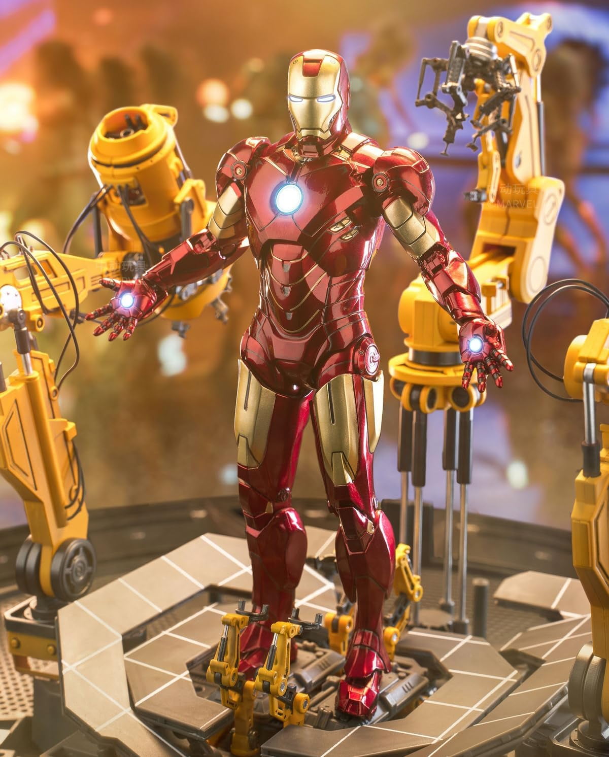 アイロンマン Marvel Amazing Yamaguchi Revoltech No.013 Iron Man (Bleeding