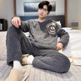 thumbnail image 3 of Pijamas con forro polar de franela para hombre, ropa de casa, conjunto de 20 estilos, ropa de dormir informal de moda térmica para parejas, novedad de 2024, 3 of 5
