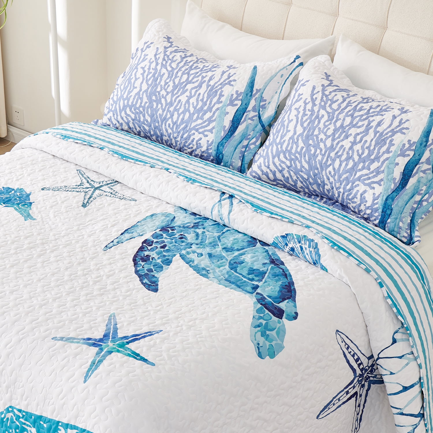 Evenhug Quilts 3-Piece King Bedding Set Coastal Animal Print Light Blue Coastal Quilt Set With Shams