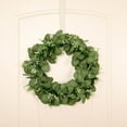thumbnail image 4 of Corona de plantas para colgar en la puerta, hojas verdes, ideal para bodas, hogar y oficina. Estilo 2, 4 of 8