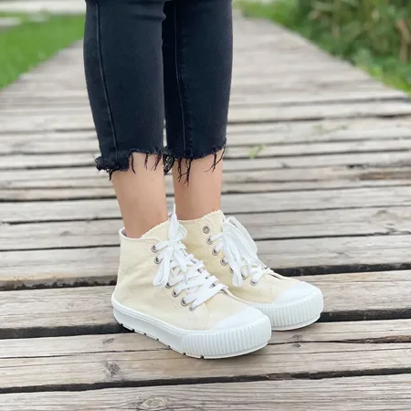 

Yishow-AA Women‘s Platform High Top Canvas Shoes Solid Color Round Toe Lace Up Skate Shoes Casual Sneakers
