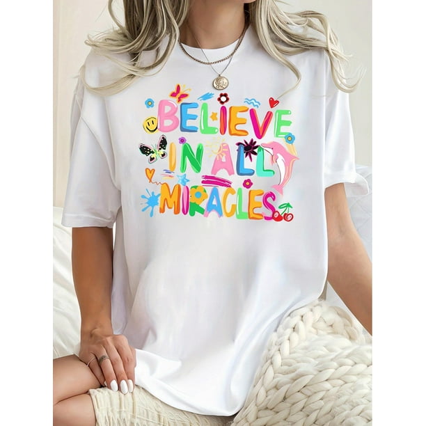 Camiseta Para Mujer De Verano Cuello Redondo1pc Women'S Casual Crew Neck T-Shirt with Colorful "Believe in All Miracles" Print, Polyester Knit Fabric, Animal Pattern, Medium Stretch, All-Season Comf
