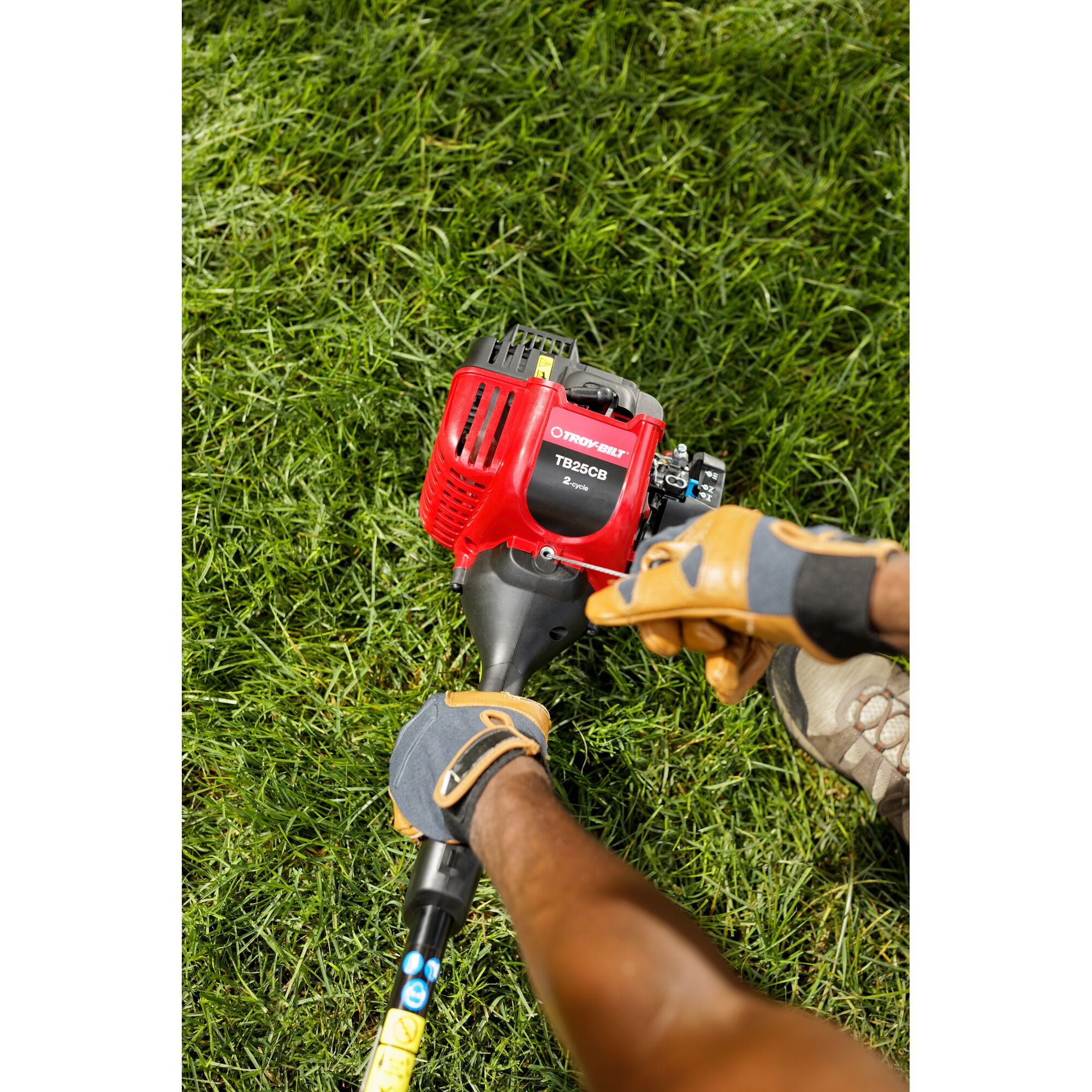 Troy-Bilt 25cc 2-Cycle Curved Shaft String Trimmer, TB25CB