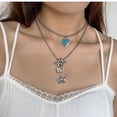 thumbnail image 3 of Collar estético, colgante con dije de corazón de turquesa en ángulo, collar de cadena en capas, gargantilla de cadena gótica, joyería, atuendo de moda punk, 3 of 5