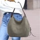 thumbnail image 5 of Los bolsos de lona sencillos son elegantes y versátiles. Verde militar, 5 of 5