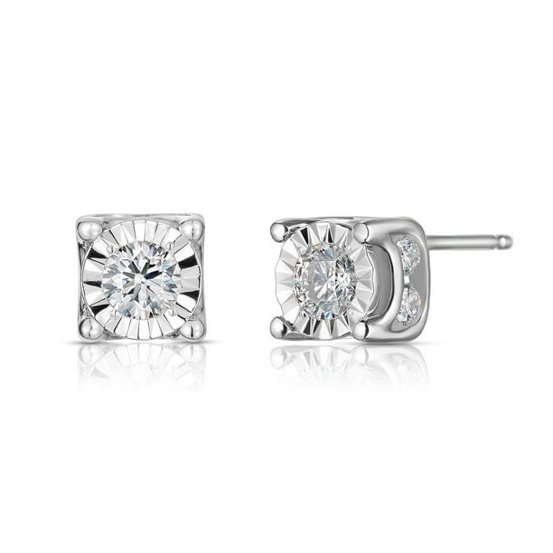 0.95 CT. T.W. Round Cut Diamond Stud Earrings in 14K Gold
