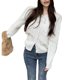 thumbnail image 3 of Suéter pequeño y fresco de estilo japonés con tiras retorcidas para mujer primavera y otoño retro dulce suelto estilo corto ropa exterior elegante top de punto, 3 of 4