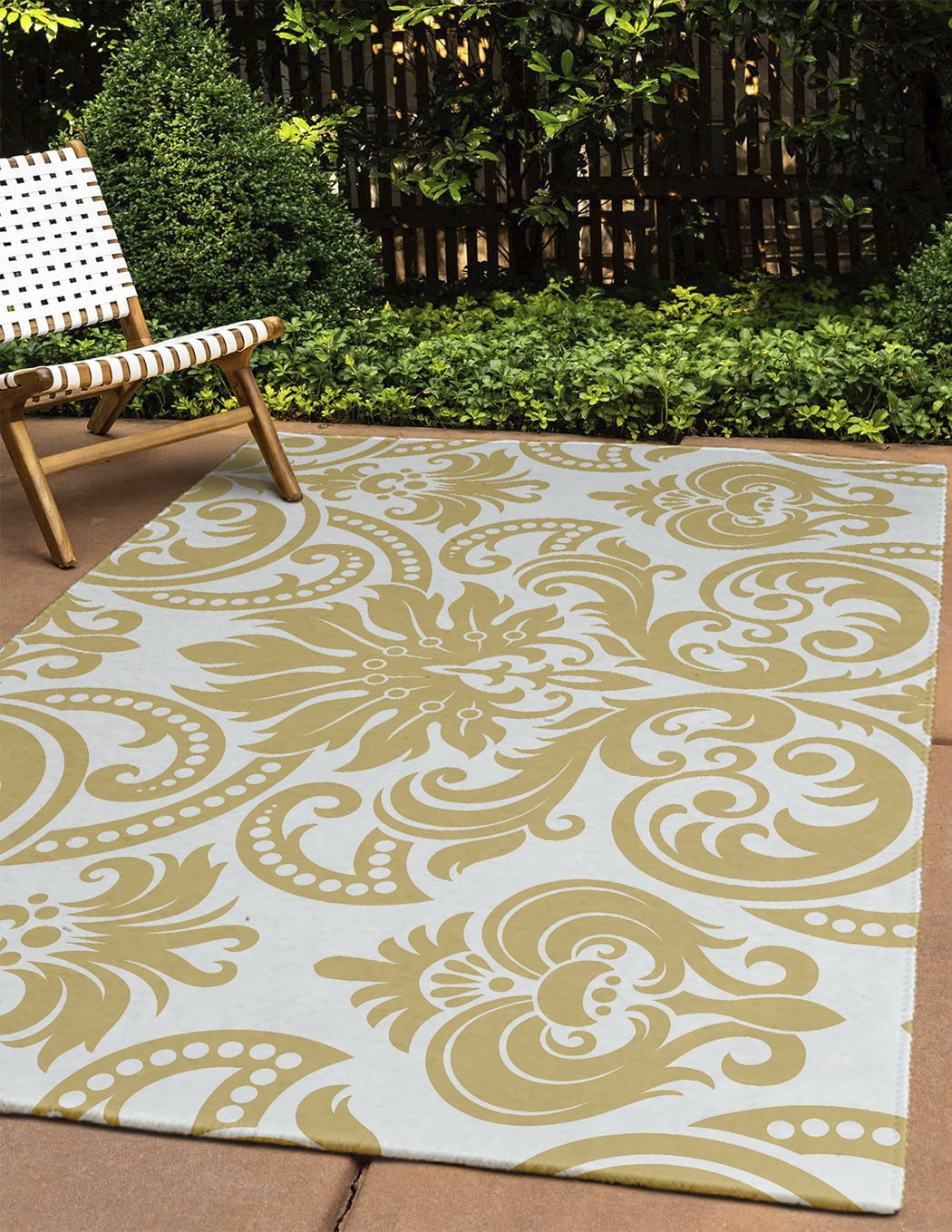 4' x 6' Simply Daisy Alexys French Country Chenille Area Rug, Gold