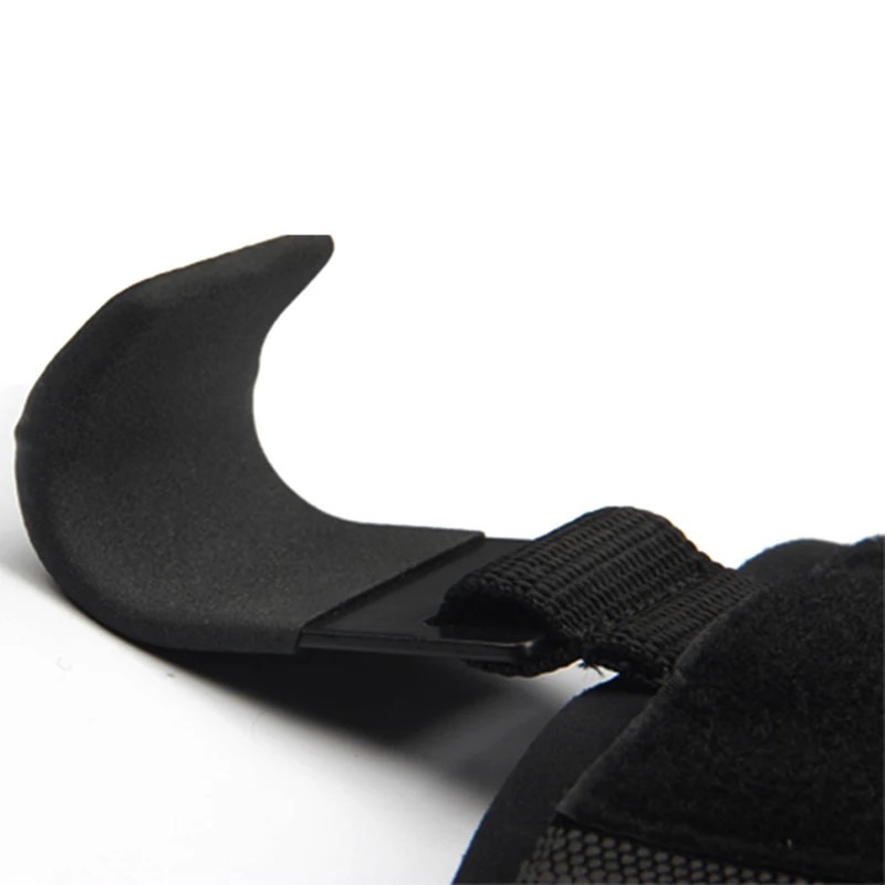 Weight Lifting Hook Grips with Wrist Straps Wrist Support Gym Training Hooks for Pull Ups Deadlifts Strength Training Fitness