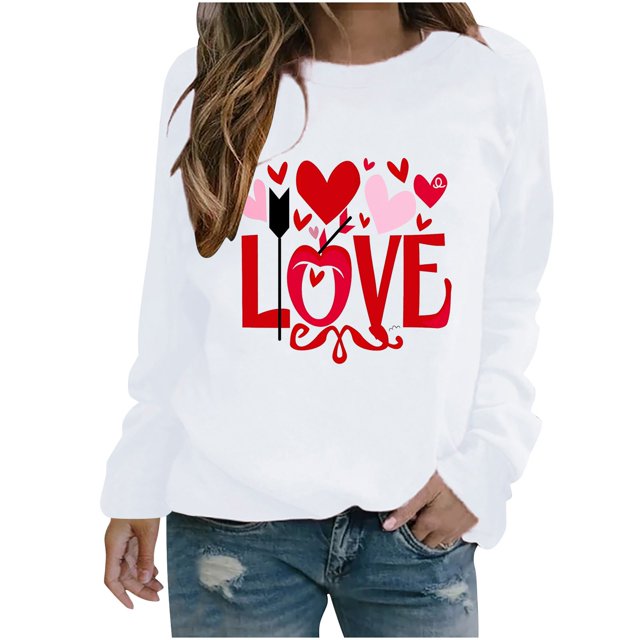 Amzcrzy Chandail en Molleton pour Femmes Saint-Valentin Drôle Cœur Amour Graphique Chandail Col Rond Manches Longues Chemises Amples Douces Mode Printemps Polyvalentes