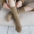thumbnail image 4 of Calcetines largos térmicos de lana de Cachemira para mujer, medias gruesas y cálidas, moda japonesa Harajuku, Color sólido, invierno, nuevo, 4 of 5