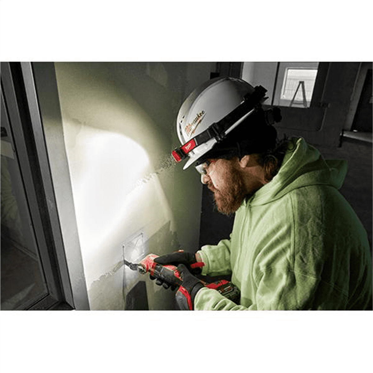 Milwaukee 2012R 450 Lumens Rechargeable Magnetic Headlamp and Task Light