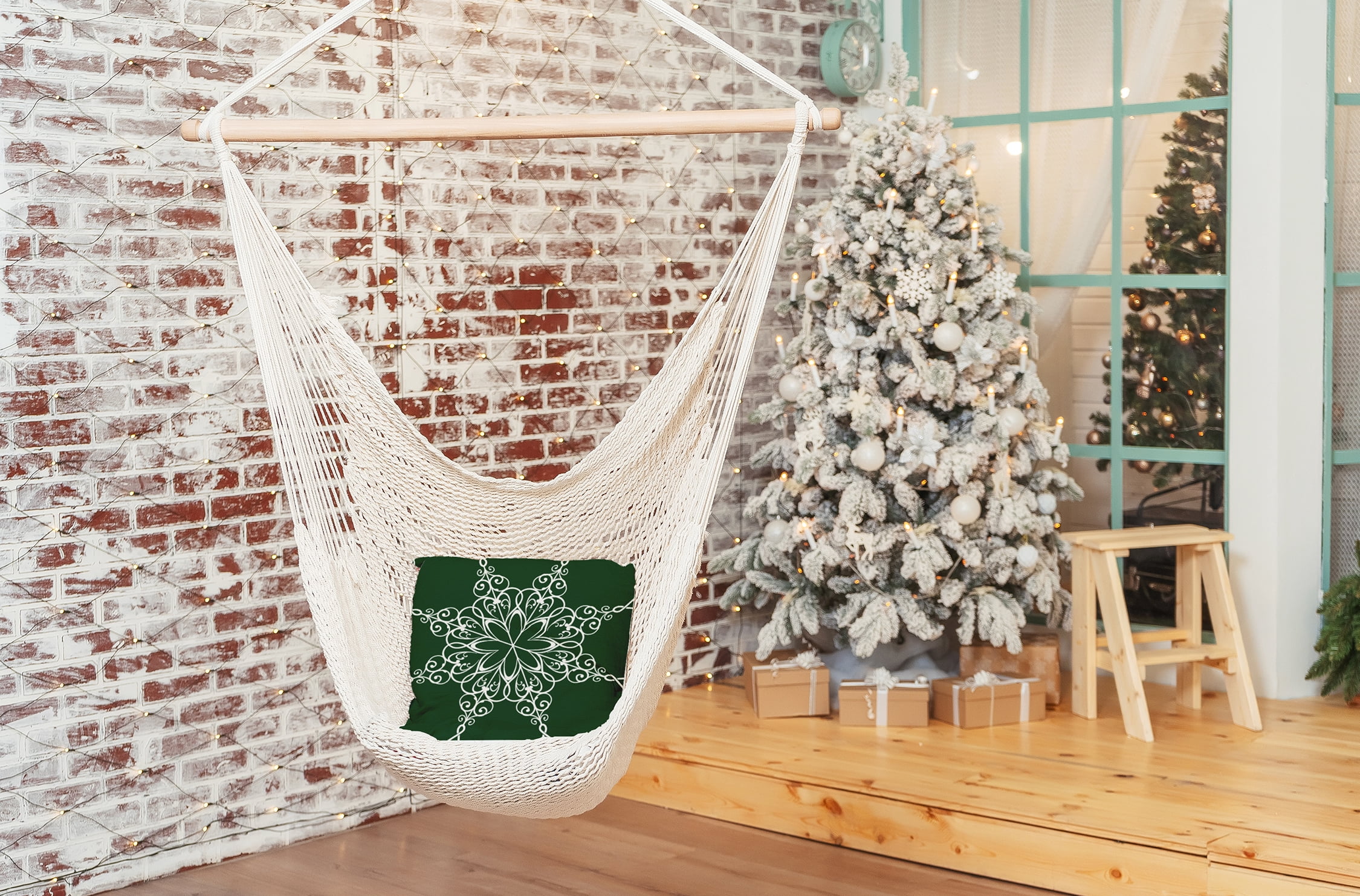 16" x 16" Simply Daisy Snowflake Polyester Indoor/Outdoor Pillow, Dark Green (1 Count)