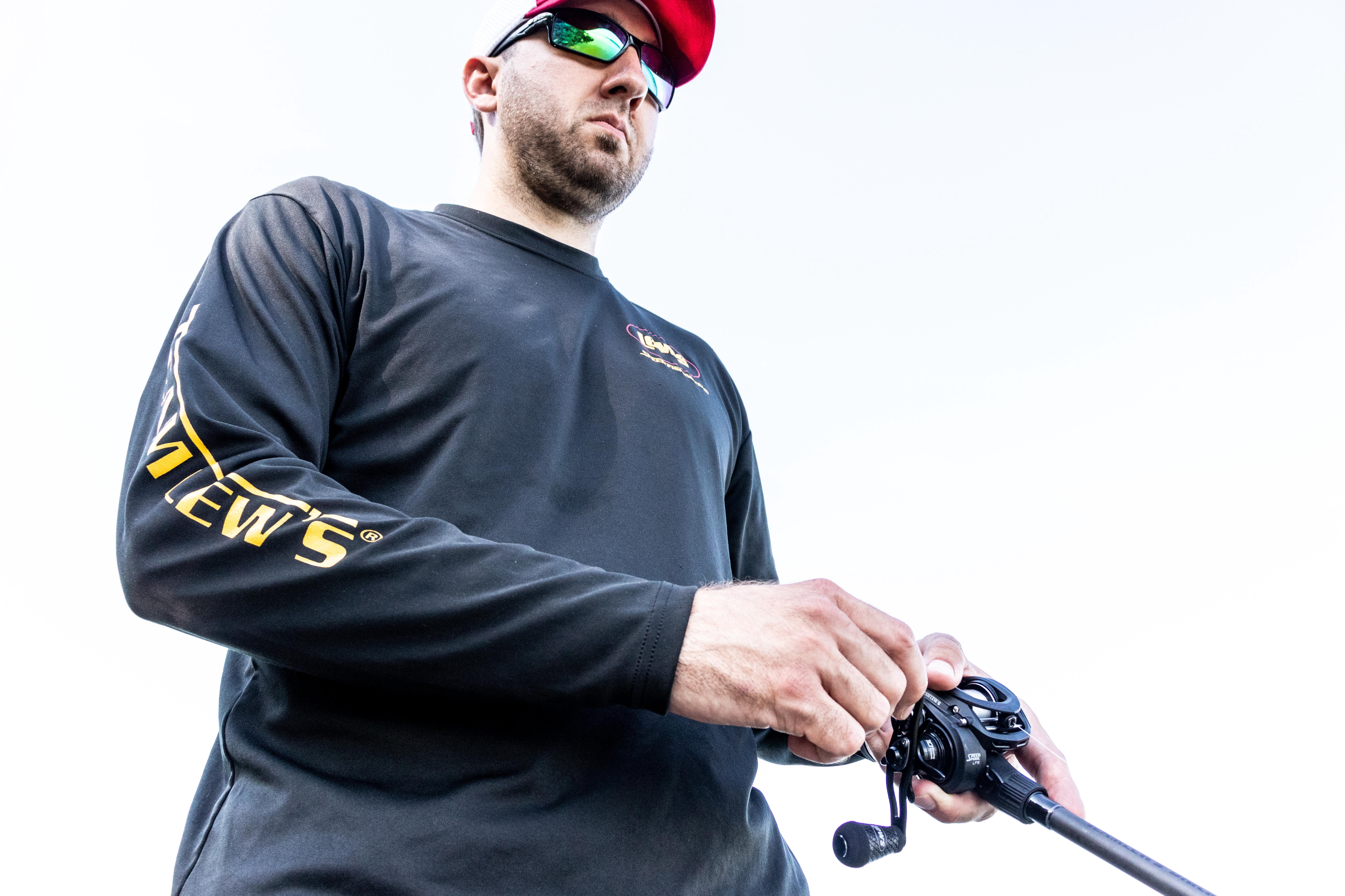 Team Lew's Custom Black Baitcast Combo 7' M Right Hand