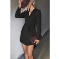 thumbnail image 1 of Vestido con cinturón, cuello en V, manga larga, vestido con cuello en V, vestido con cuello vuelto, claridad notable, 1 of 9