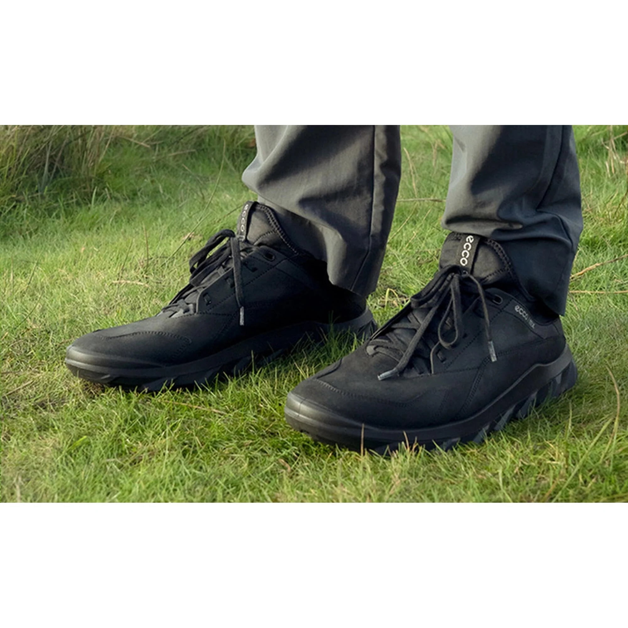 Ecco Men s MX Low Shoe in Black Oil Nubuck