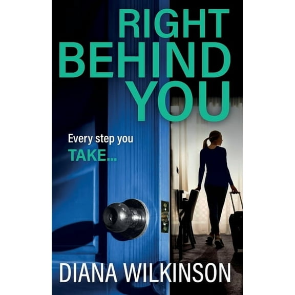Right Behind You, (Paperback)