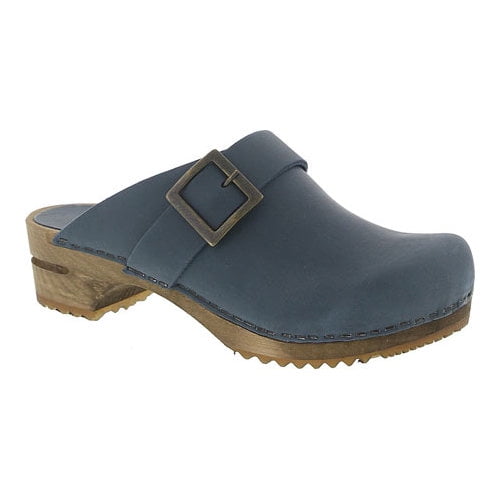 sanita urban clogs