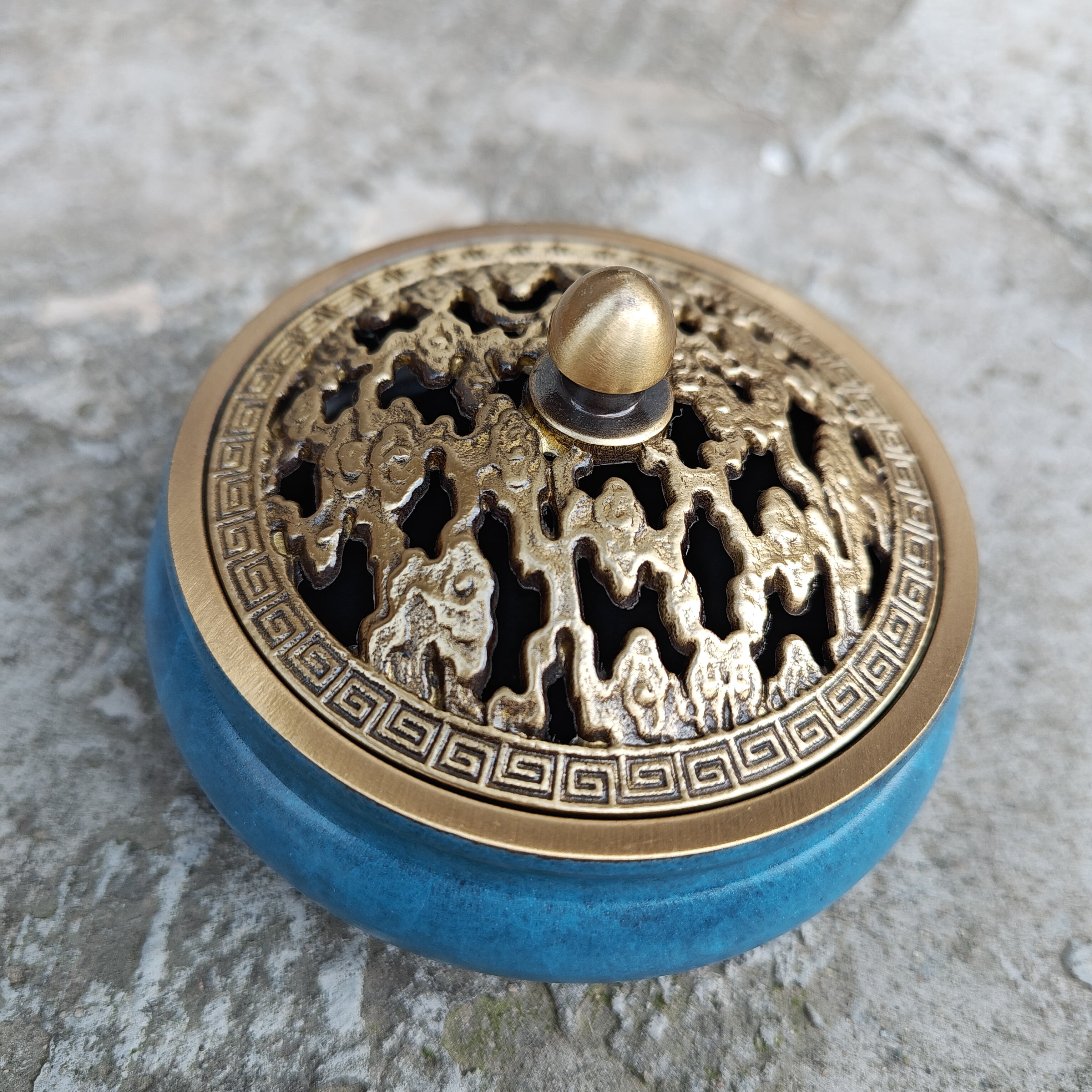Vintage Bronze Buddha Censer Incense Burner Unique Ritual  Incense holder, Tibet culture Brass Ash catcher censer Incensory Decorative kk057