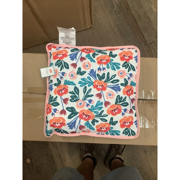 Decorative Outdoor Throw Pillow. Brand New. Free Shipping