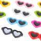 thumbnail image 3 of 20pcs diy accesorios de la caja del teléfono corazón anteojos teléfono caja decoración resina artesanía teléfono caja adorno, 3 of 7