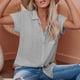 thumbnail image 5 of Tops deportivos,Blusa informal de manga corta para mujer, cuello en V, botones y bolsillos, mezcla de algodón y lino, corte holgado para uso diario, sopatenor, 5 of 9