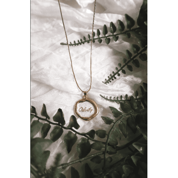 Worthy Necklace Gold
