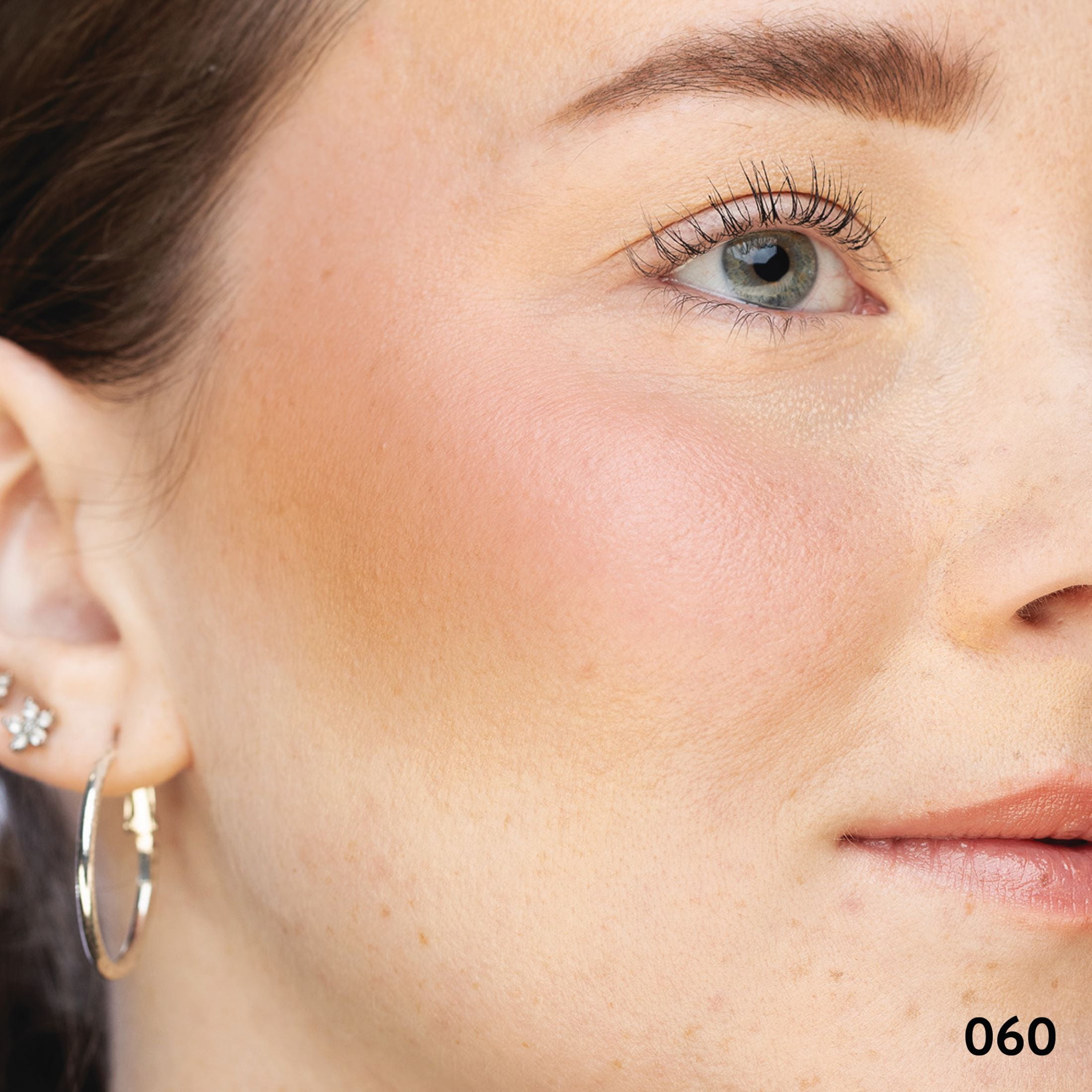 Pretty Smart All-in-one Face Palette 060, Light Neutral Photo Blur Perfect Finish, Hermosa Too Talc-Free Bronzer, Goddess Extra Pretty Pressed Blush, 8g