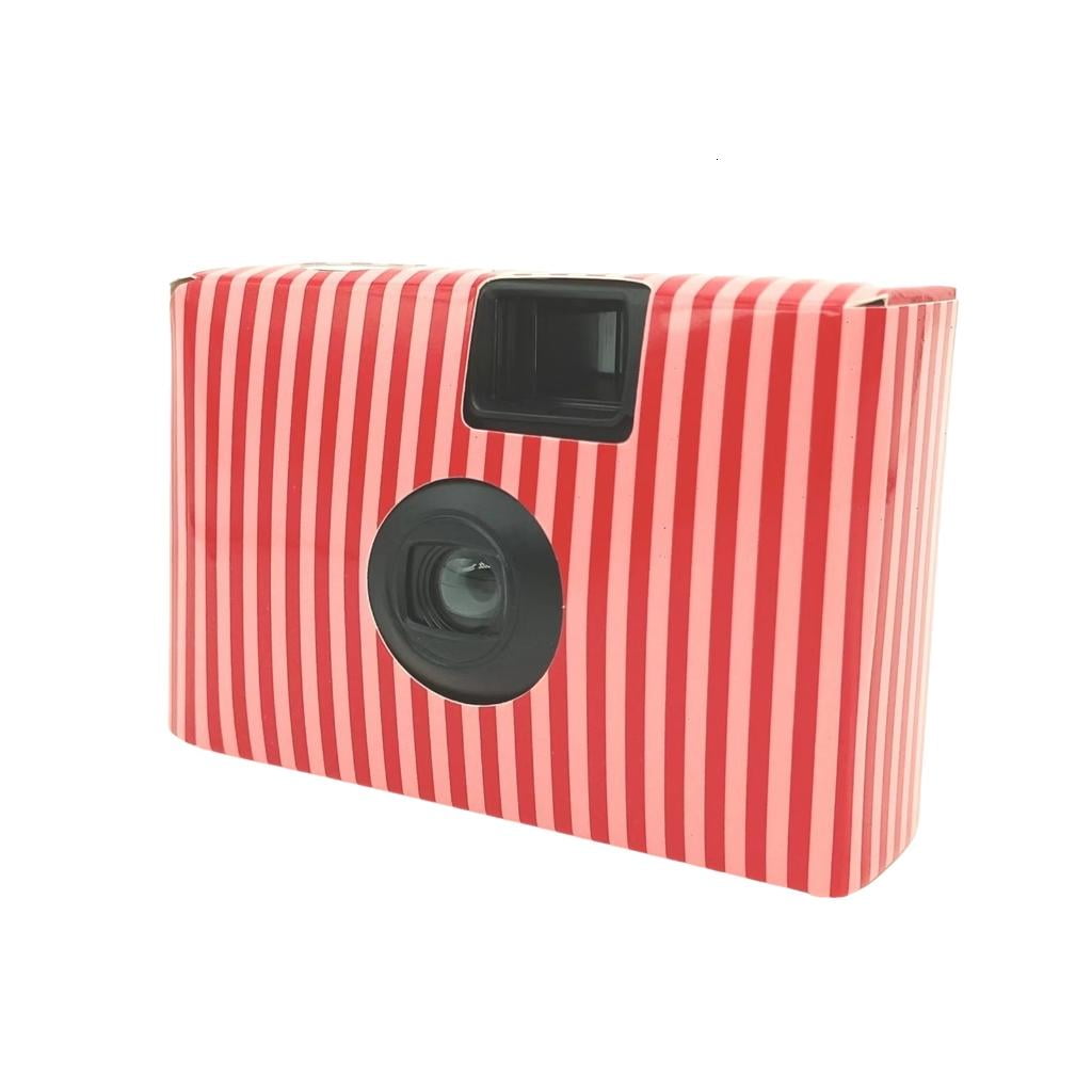 Kodak Fun Saver Single Use Camera / 27 Exp Roll + Lens Cap Holder
