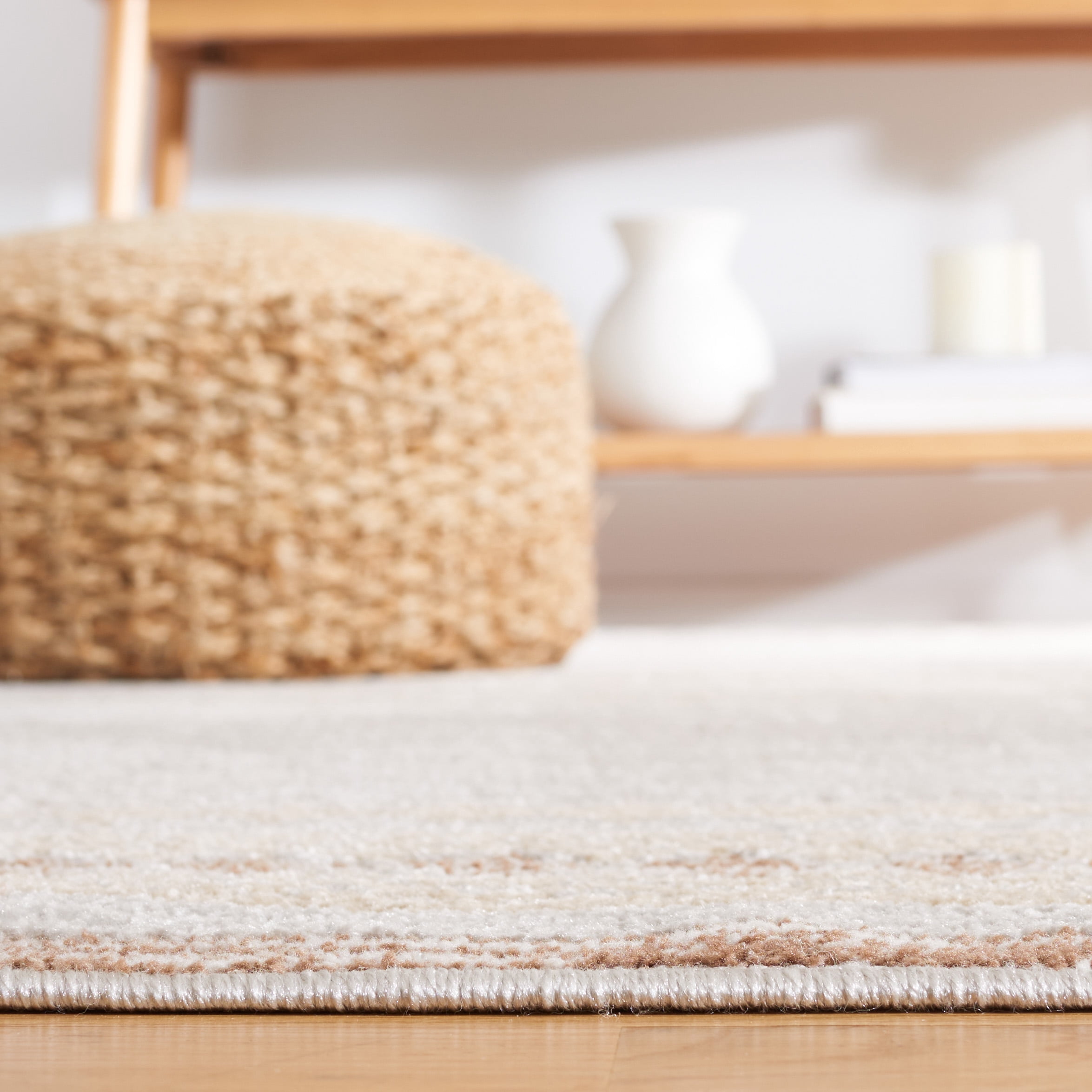 SAFAVIEH Alamo Warner Geometric Area Rug, Ivory/Brown, 4' x 6'