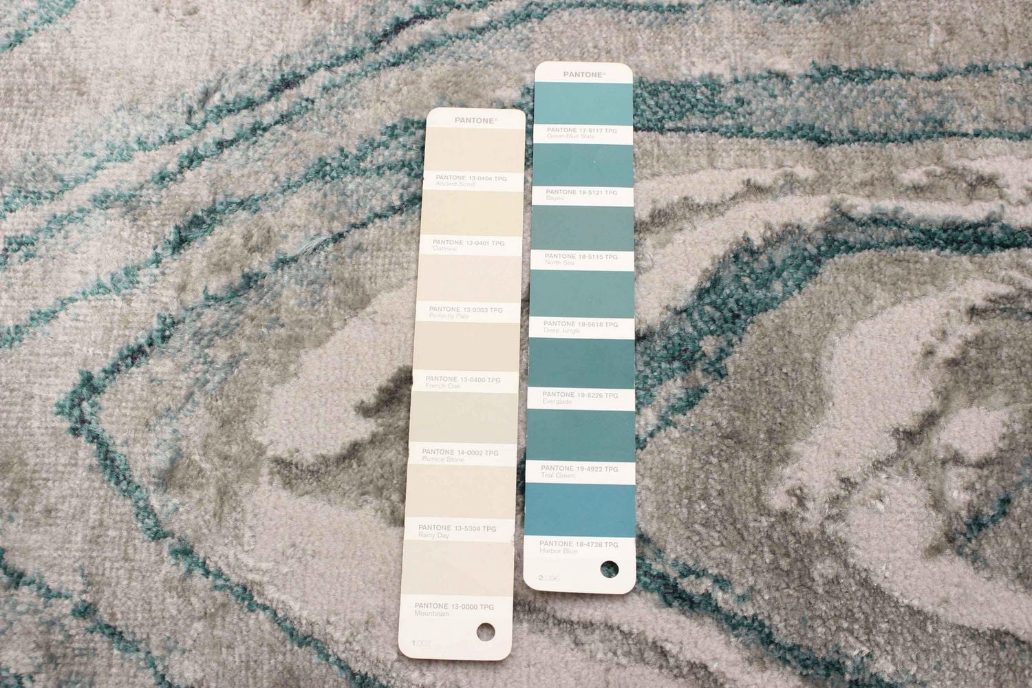 ECARPET Zhara Contemporary/Modern Area Rug for living room, bedroom, dining room, entrance, hallway and more.