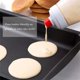 thumbnail image 5 of Dispensador de masa para panqueques y mezclador con BlenderBall Botella de masa de alambre Squeeze Kitchen Pancake Shaker Dispensador de masa Botella Herramienta para hornear para cupcakes, 5 of 5