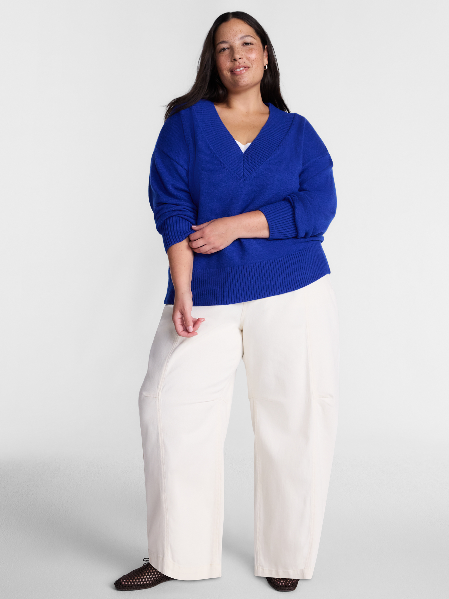 Terra & Sky Women's Plus Deep V-Neck Sweater with Long Sleeves, Midweight, Sizes 0X-5X