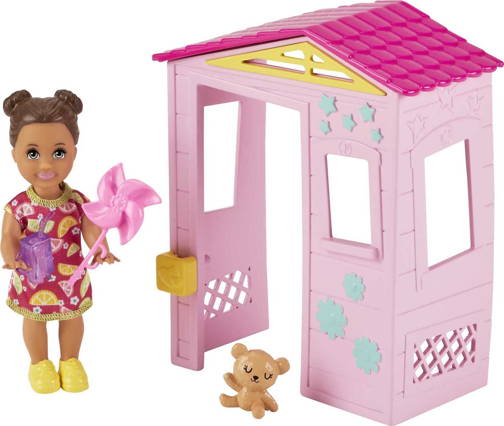 Barbie Skipper Babysitters Inc. Accessories Set With Small Toddler Doll & Pink Playhouse, Plus Pinwheel, Teddy Bear & Cup, Gift for 3 To 7 Year Olds