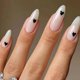 thumbnail image 4 of lote De 24 Faux Ongles Manucure En Forme De Goutte D'amande (coeur Noir). Flocons D'ongles. Copeaux D'ongles Finis, 4 of 5