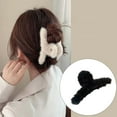 thumbnail image 3 of Horquillas de felpa Zulema Garra de pelo para mujer Negro, 3 of 7