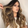 thumbnail image 4 of Extensiones de cabello de peluca rubia Ombre ondulado largo suave natural de 22 '', 4 of 5