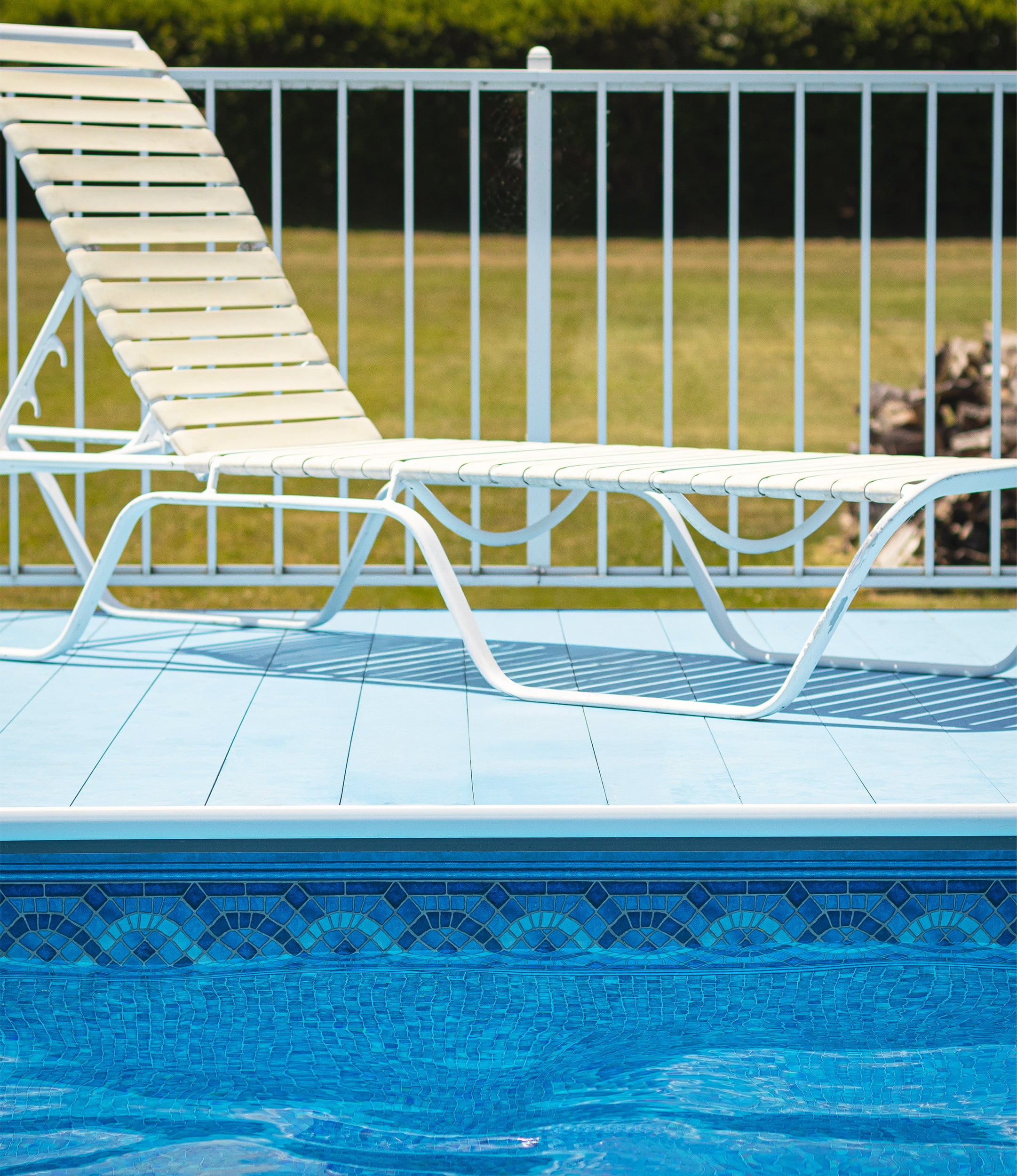 Coping Kit for use with Kayak Pools, 1 1/4 Inch by 8 Foot Sections, Single Piece