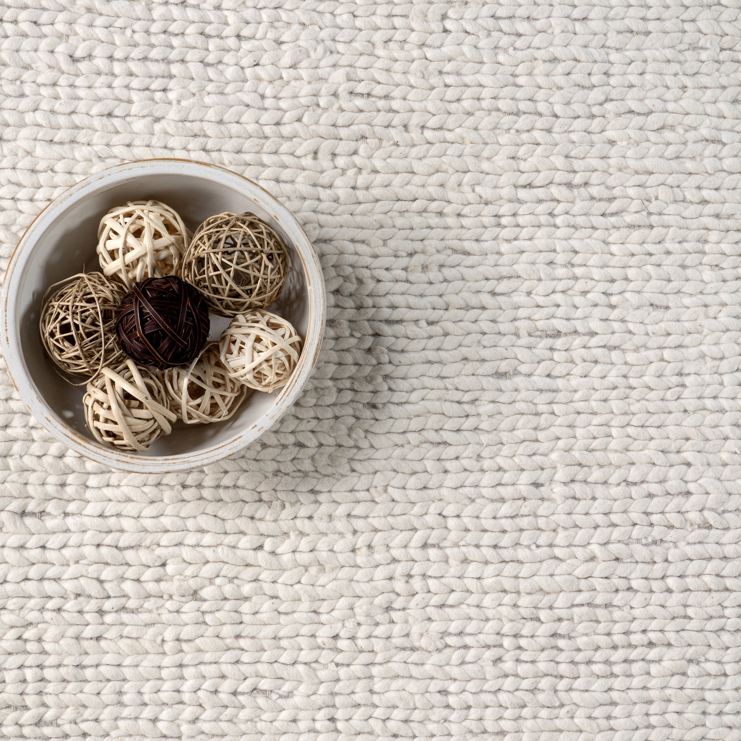 nuLOOM Aster Chunky Knit Wool Area Rug, 5' x 8', Ivory