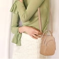 thumbnail image 3 of Bolso bandolera ligero, moderno y versátilBeige, 3 of 5