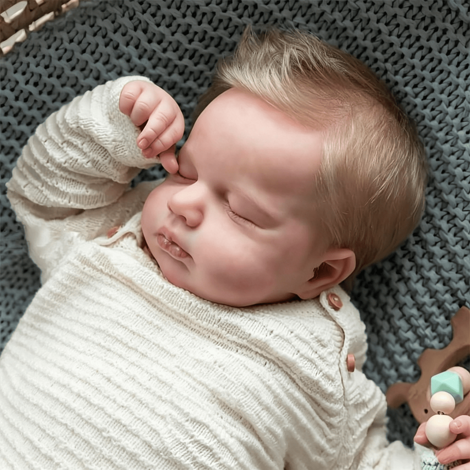 20Inch Lifelike Soft Cloth Body Reborn Baby Dolls , Blonde Hair Realistic Newborn Baby Doll,Real Baby Doll That Look Real Life Reborn Dolls-Gift for Kids Age 3+