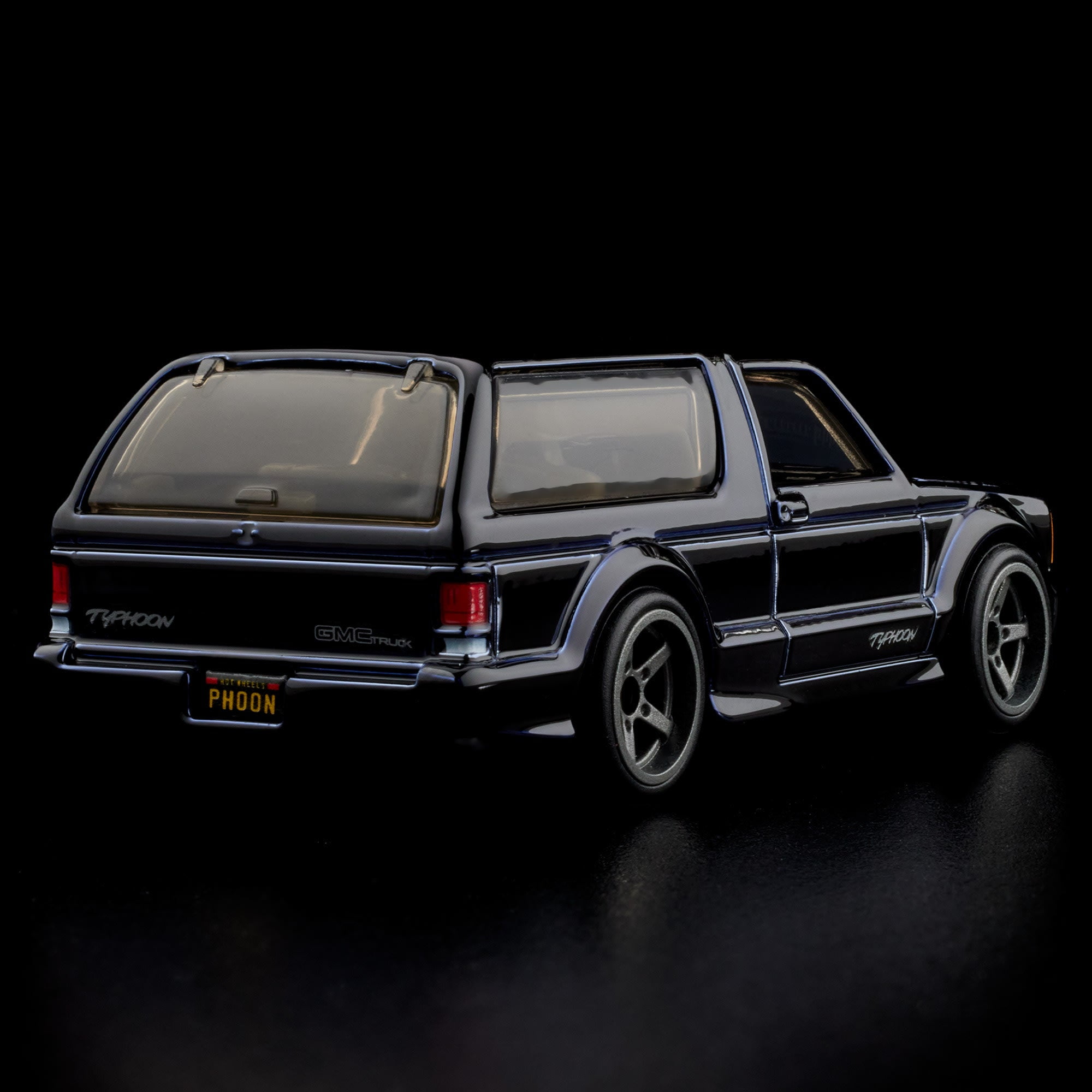 HOT WHEELS COLLECTORS 1992 GMC TYPHOON RLC EXCLUSIVE W