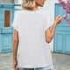 thumbnail image 4 of Top de manga de murciélago corta con cuello en V, ribete de encaje satinado, elegante, transpirable, suelto, Top de verano para mujer para el trabajo, blanco L, 4 of 6