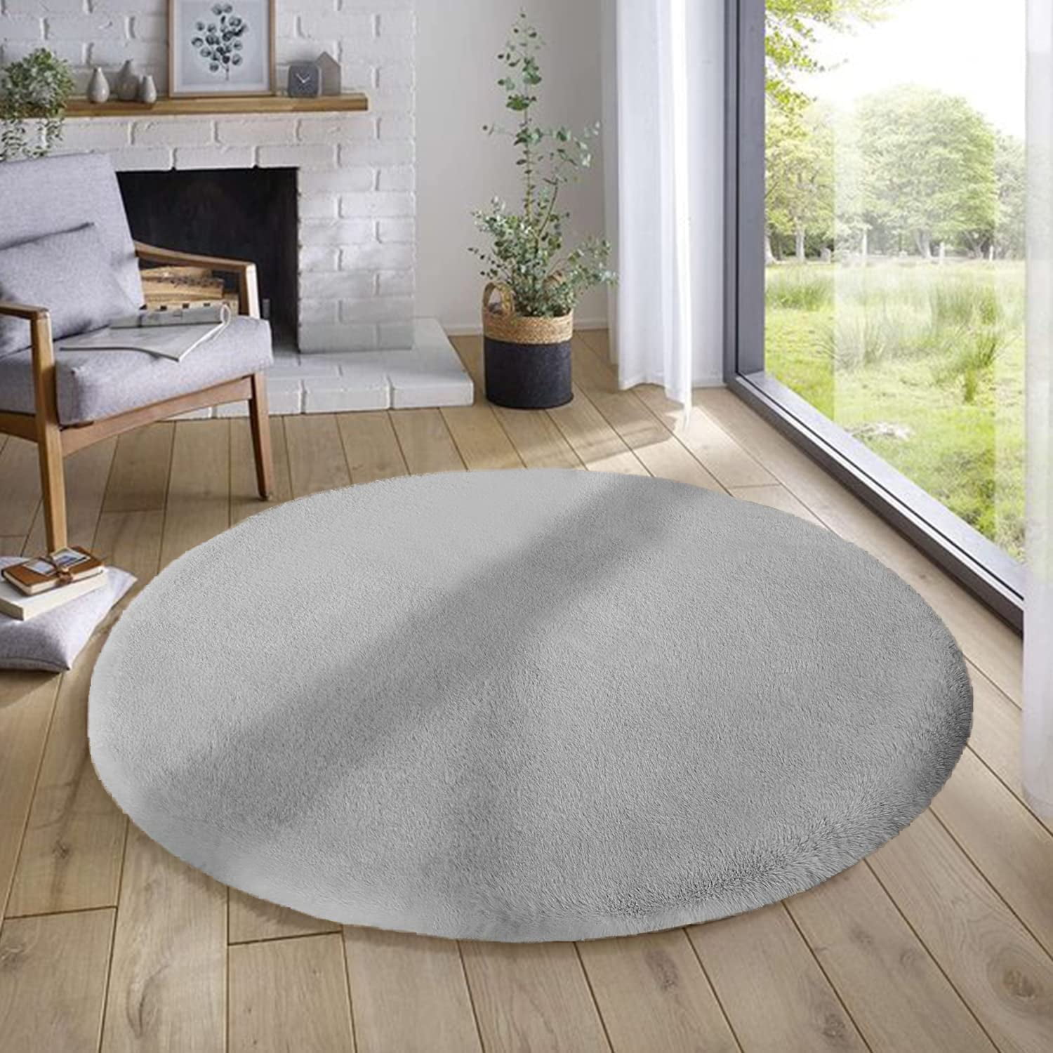 Ghouse 6x6 Soft Grey Faux Fur Round Rug, Machine Washable Area Rugs for Bedroom Fluffy Rugs for