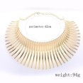 thumbnail image 3 of serony Collier Déclaration pour Femmes Collier Ras du Cou Bavoir Chunky Collier Déclaration Collier en Métal Bijoux de Mode Bavoir Collier Chunky Doré, 3 of 9
