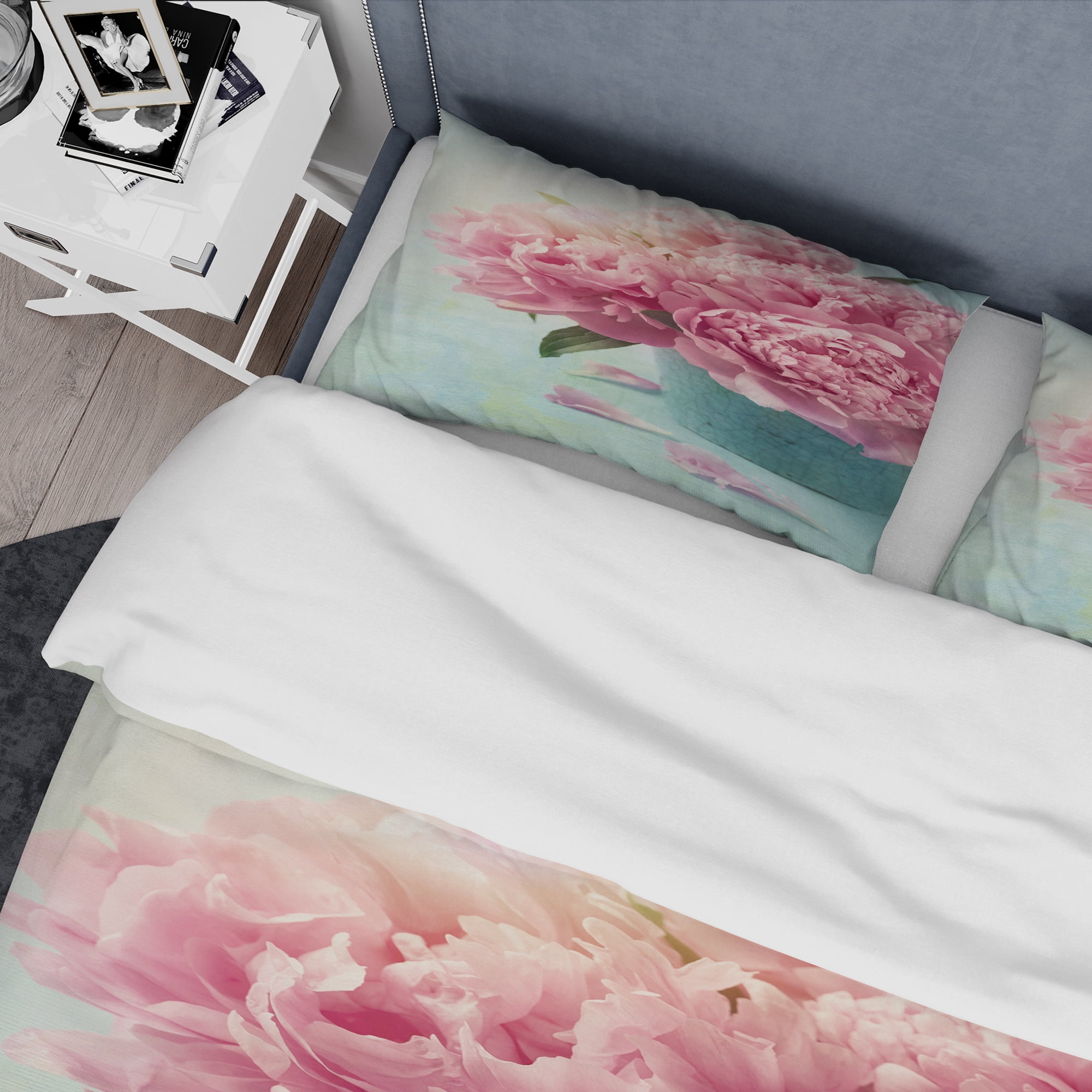 Designart 'Pink Peony Flowers in Vase' Traditional Duvet Cover Set