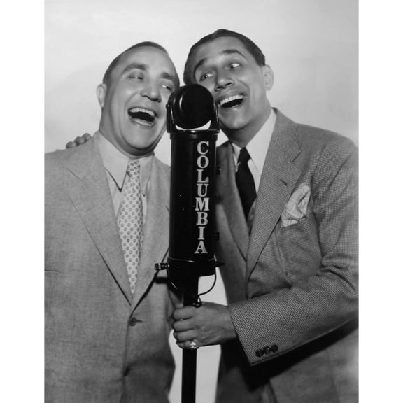 Swift Revue Still (16 x 20)