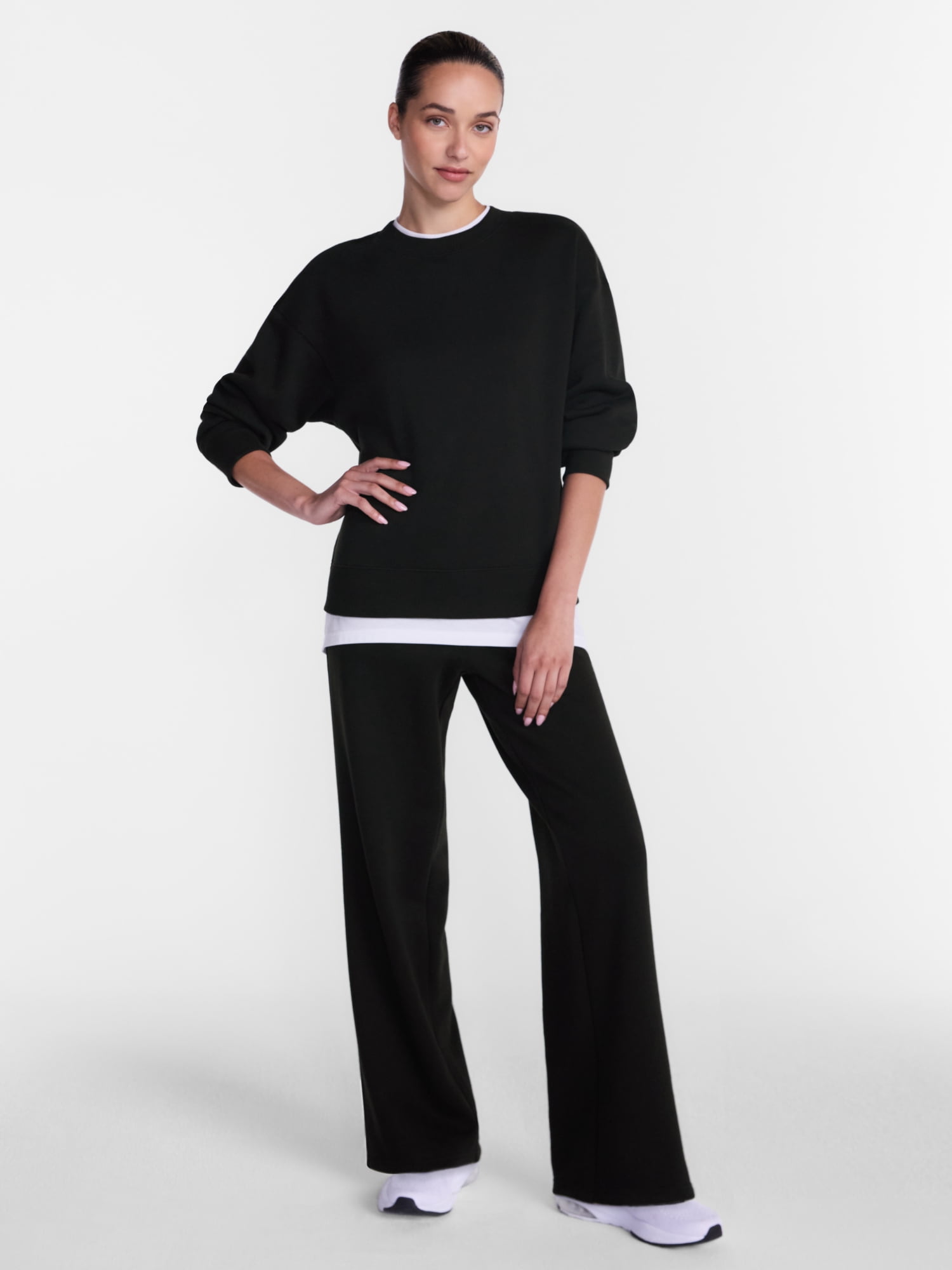 Athletic Works Women's and Women's Plus Fleece Sweatshirt with Long Sleeves, Sizes XS-4X