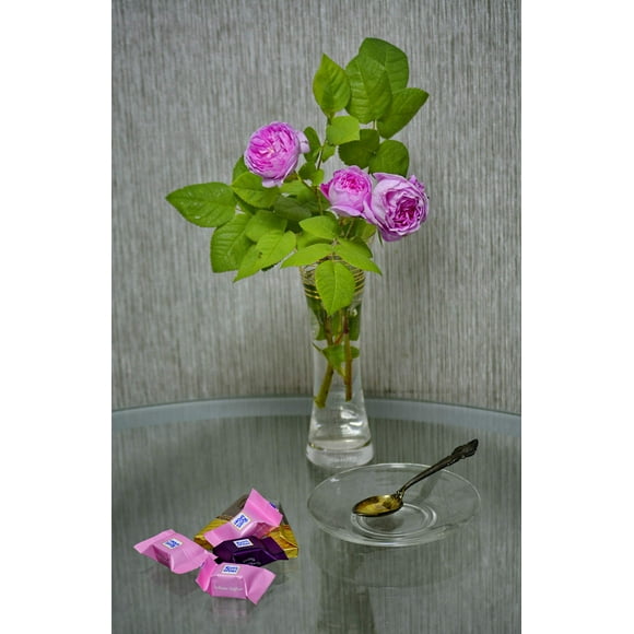 WGV Unique Bouquet Glass Vase, Width 5", Height 12", Clear Flared Gathering Vase, Floral Container for Wedding Party Event, Home Office Decor, 1 Piece